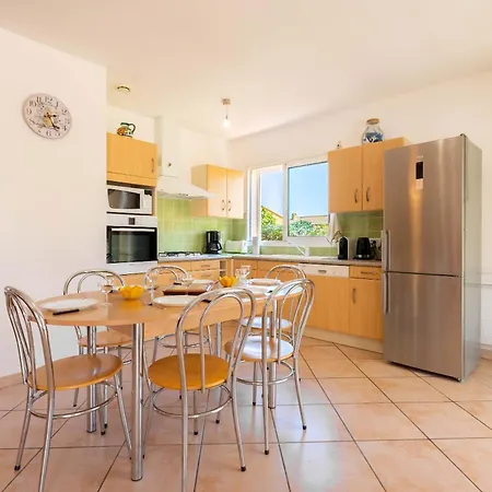 Family House 3 Etoiles Σπίτι διακοπών