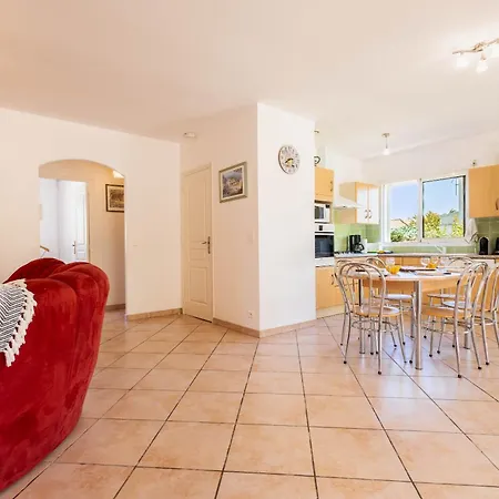 Family House 3 Etoiles Σπίτι διακοπών